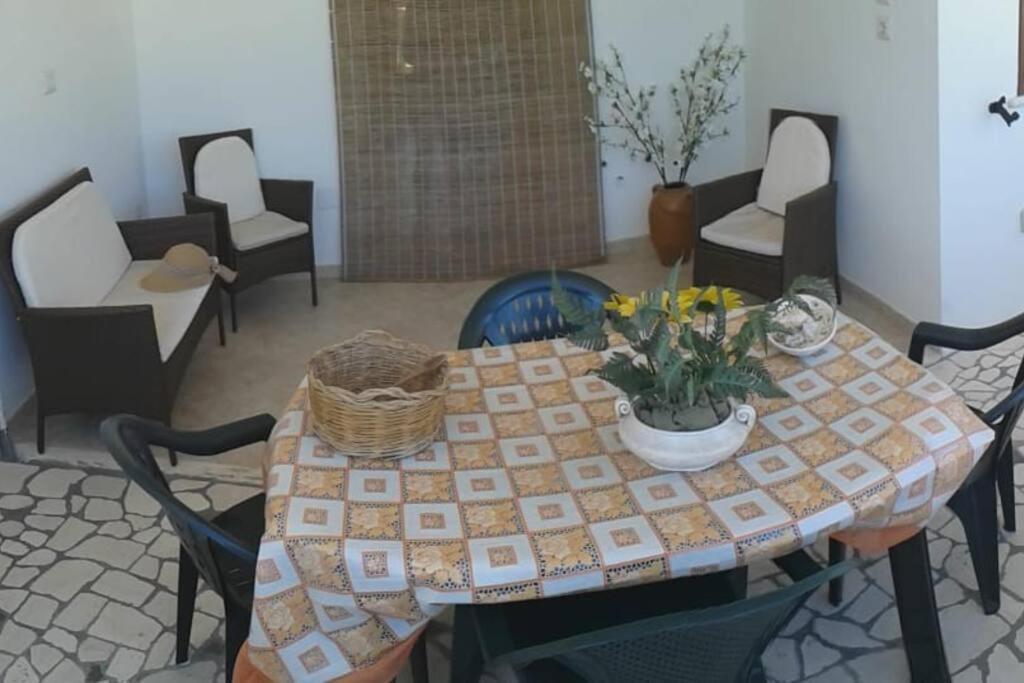 Casa Vacanze La Casa Di Katia Castro  Exterior foto